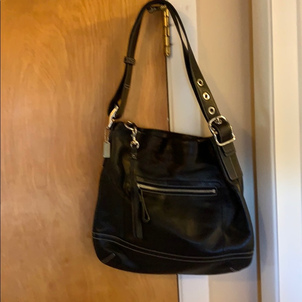 Coach black leather shoulder bag